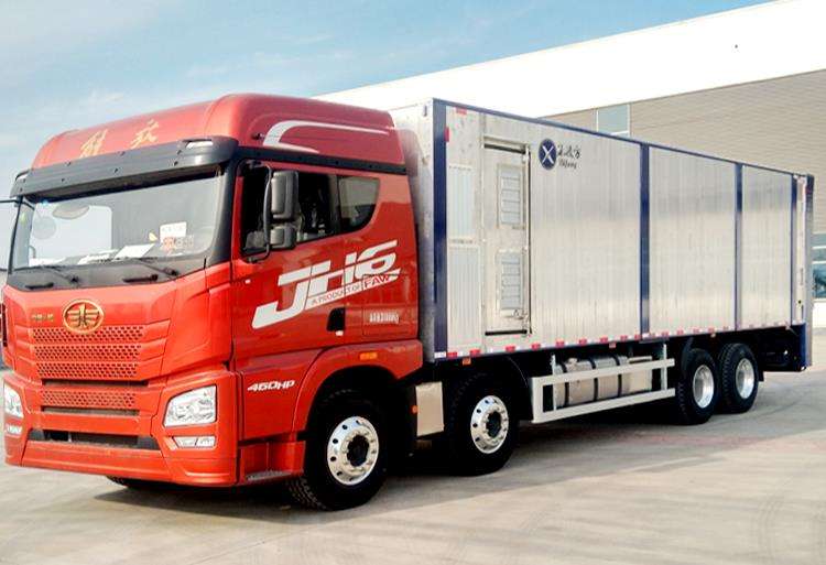 9.6米畜禽運輸車,豬仔車,解放JH6拉豬車